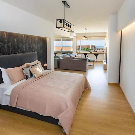 Limani'S Sea View Suite Tesalonika Bagian luar foto
