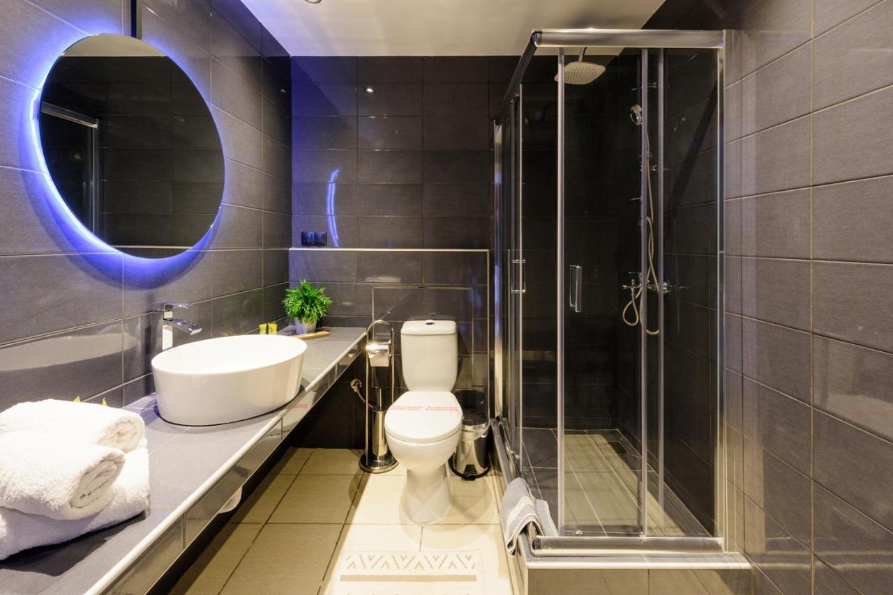 Limani'S Sea View Suite Tesalonika Bagian luar foto